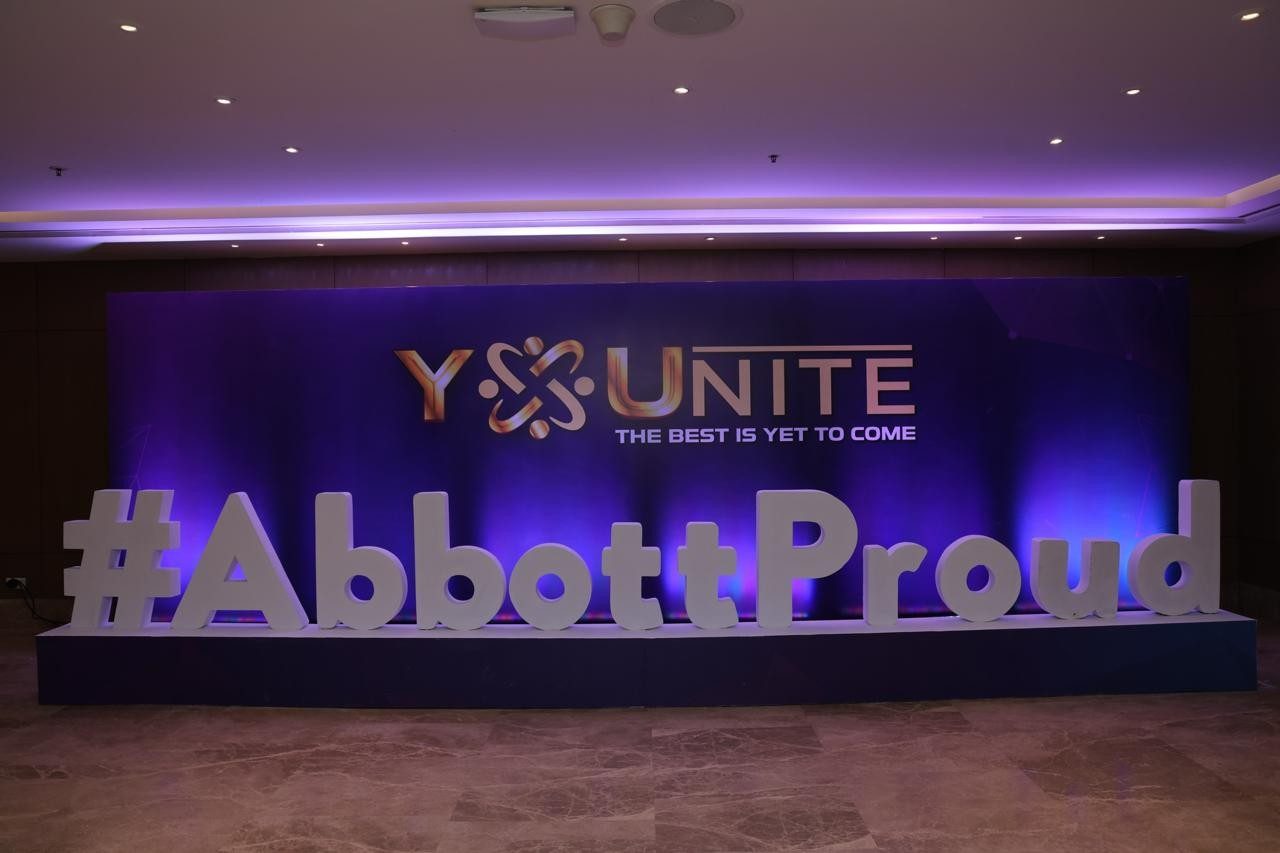 Abbott Y-UNITE - three-dimensional #AbbottProud lettering and backdrop